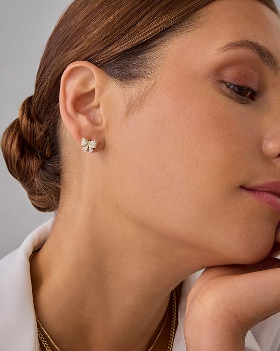 <p>Aretes con Motivo de Lazo | Oro</p>
