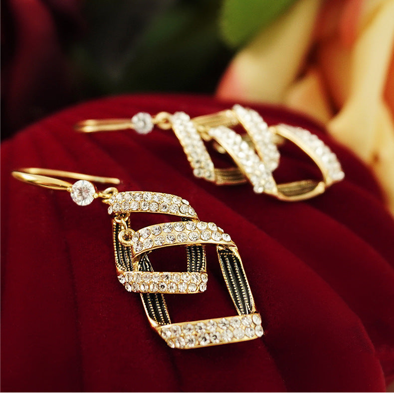Stella Virelle Aretes Multicapas | Oro
