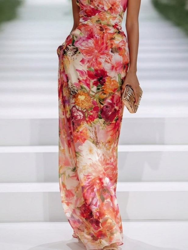 Fae | Vestido maxi sin mangas de chiffon rojo con flores