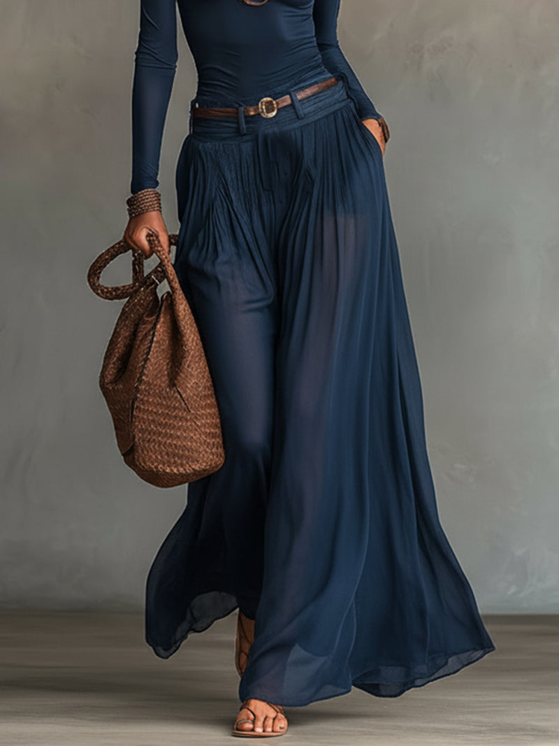 Lore | Conjunto de dos piezas en azul marino: top de un solo hombro y falda