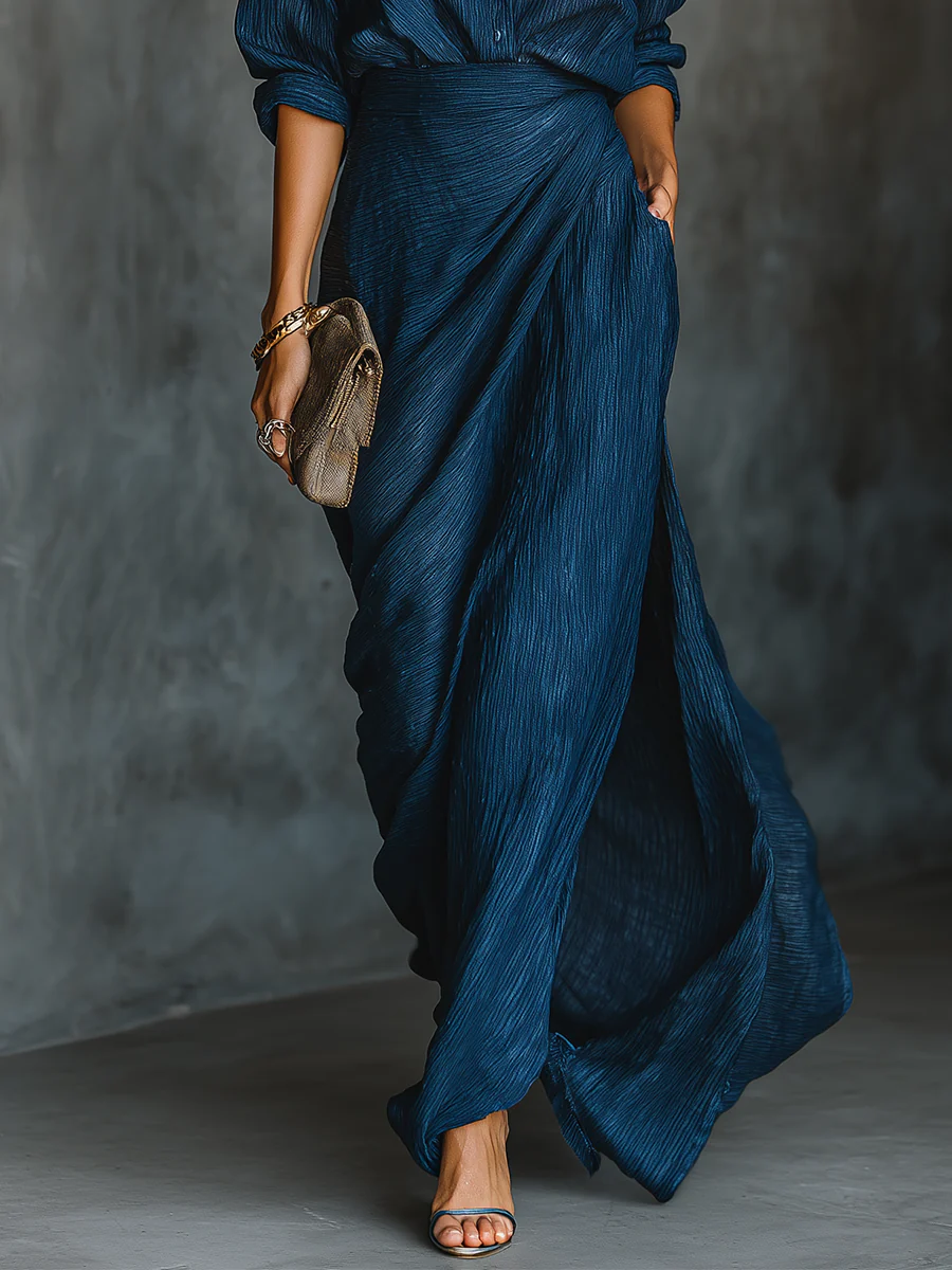 Jenny | Conjunto elegante: blusa azul y falda larga