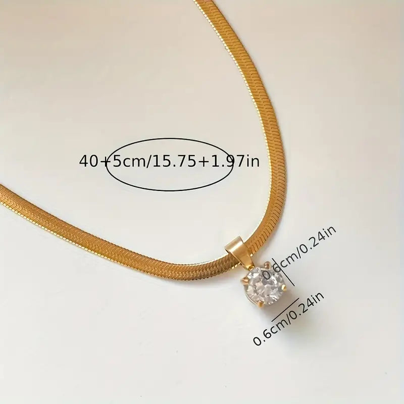<strong>Collar Elegante con Colgante Stras | Oro</strong>