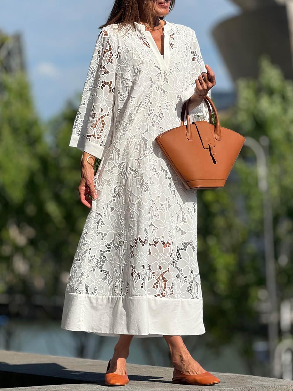 Willow | Vestido midi de playa con flores y escote en V