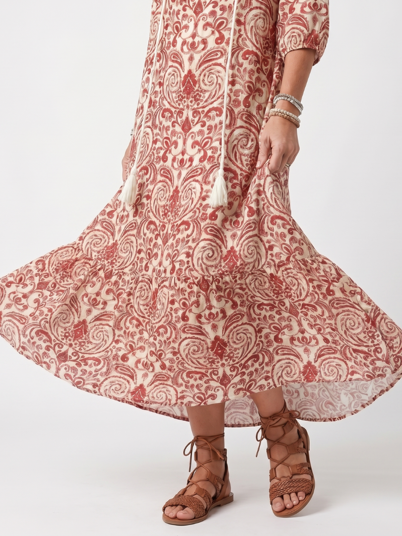 Noelle | Vestido Midi Estampado con Cuello de Borlas Largas