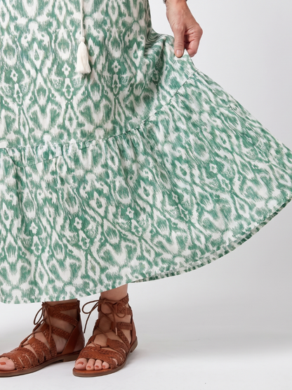 Ilara | Vestido Midi Estampado con Cuello en V y Borlas