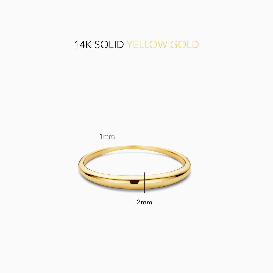 <p>Anillo Delgado Domo | Oro</p>