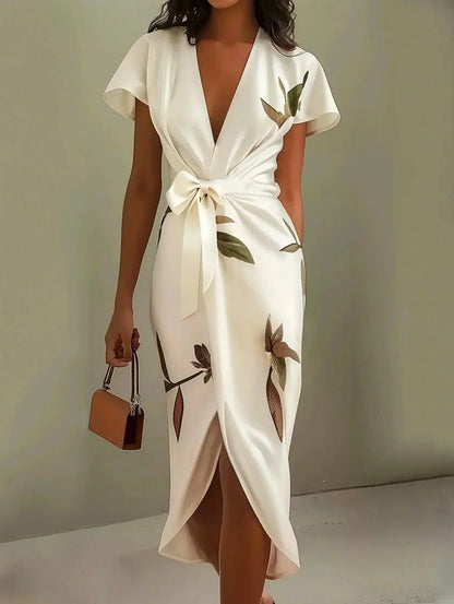 Judy | Vestido midi satinado blanco con estampado de hojas y mangas cortas