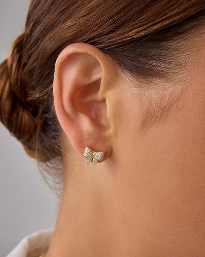 <p>Aretes con Motivo de Lazo | Oro</p>