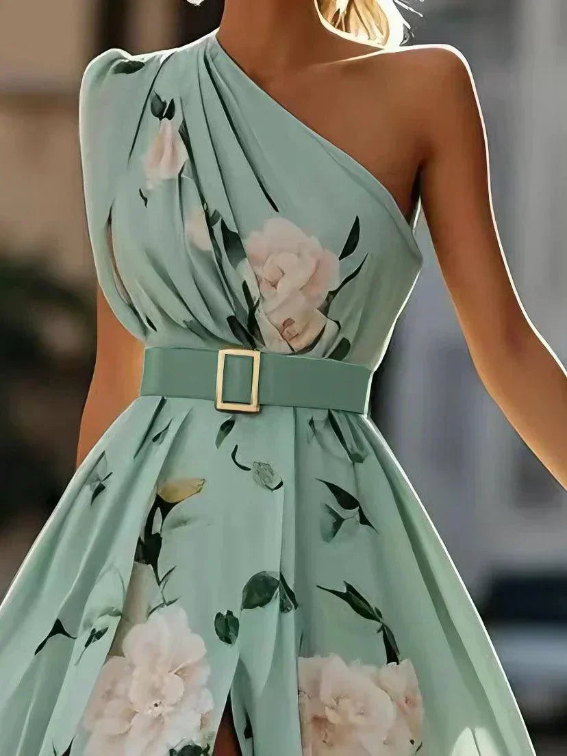 Julie | Vestido maxi de chiffon verde jasno con flores de un solo hombro