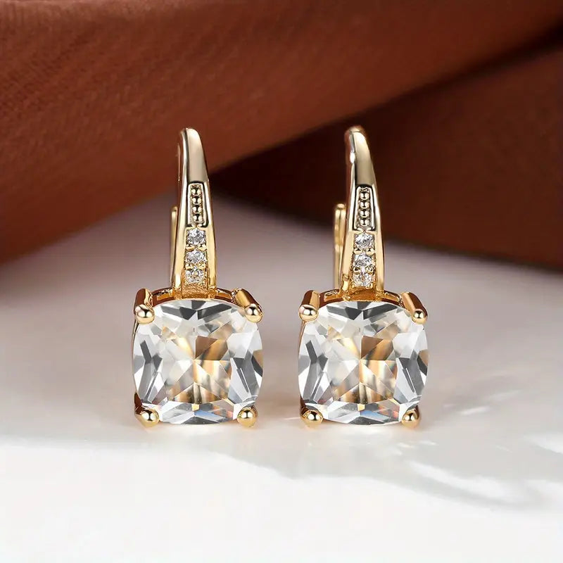 <p>Aretes de Aro con Piedra Mística | Oro</p>