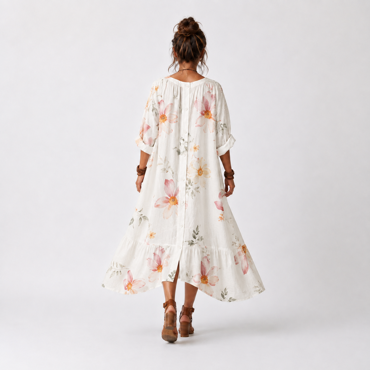 Noa | Vestido Midi Floral Escalonado con Cuello de Borlas