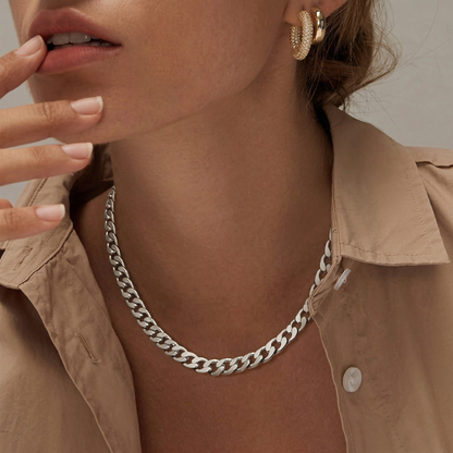 <strong>Collar Grueso Cubano Cadena | Oro</strong>