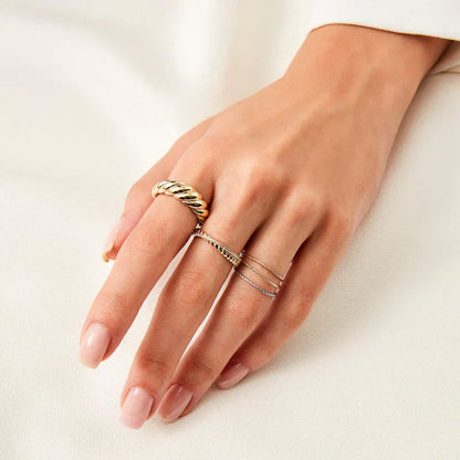 <p>Anillo Croissant | Oro</p>
