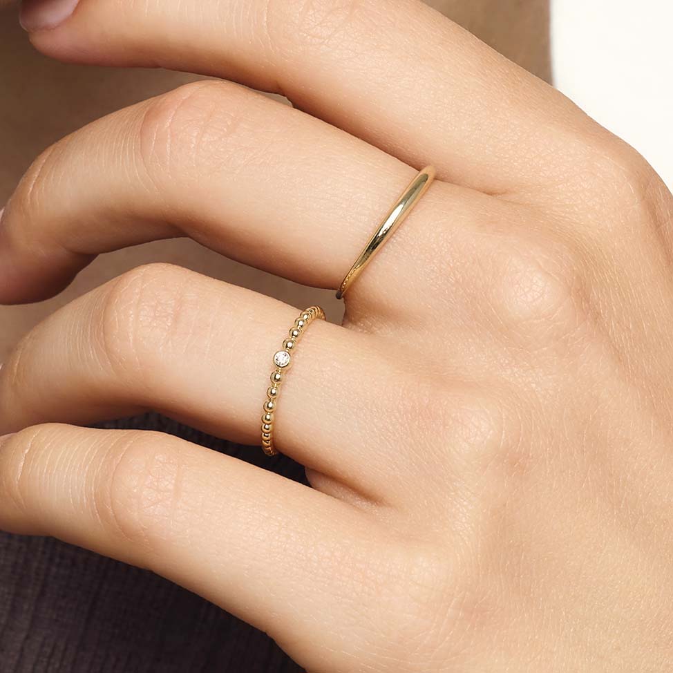 <p>Anillo Delgado Domo | Oro</p>