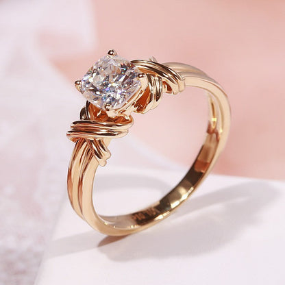 <p>Anillo Statement Banda Atada | Oro</p>