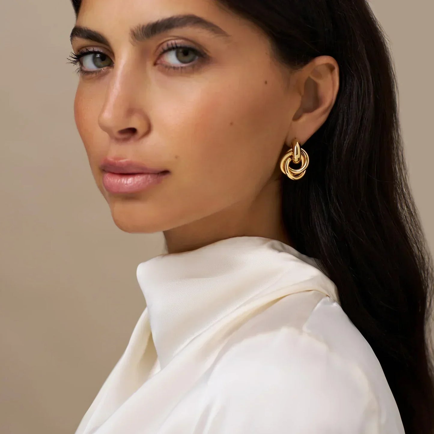 <p>Aretes Trenzados Statement | Oro</p>