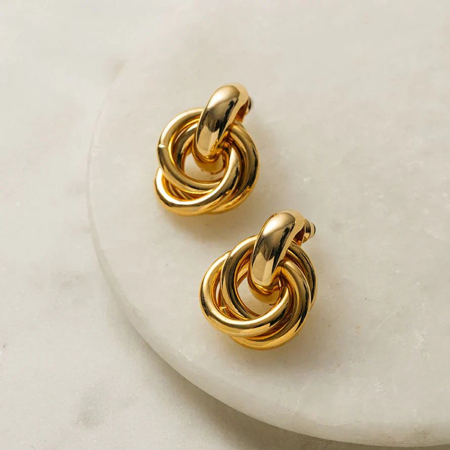 <p>Aretes Trenzados Statement | Oro</p>