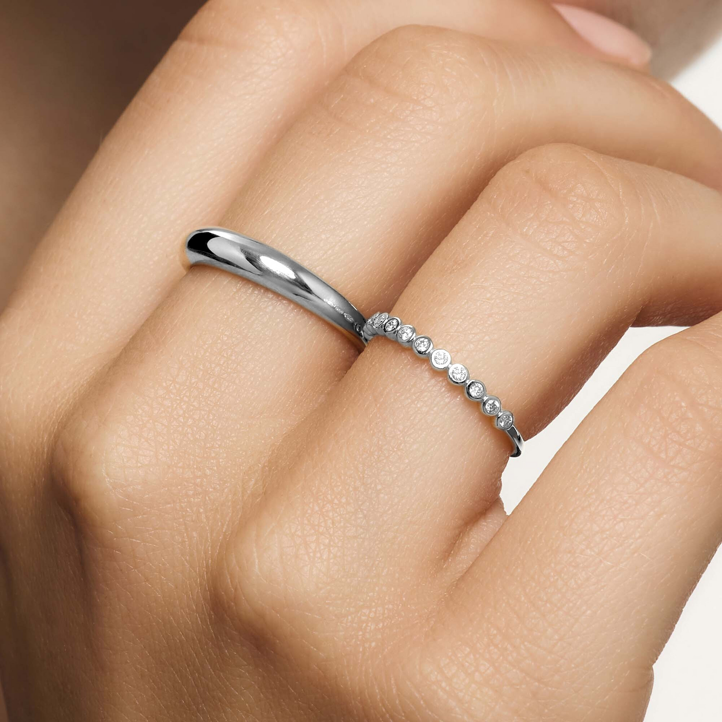 <p>Anillo Burbuja en <strong>oro</strong></p>